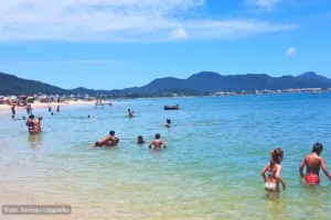 Ponta das Canas - Praia Família