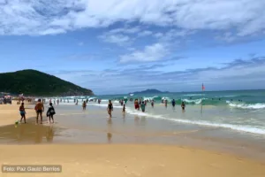 Praia Brava - Pé na areia